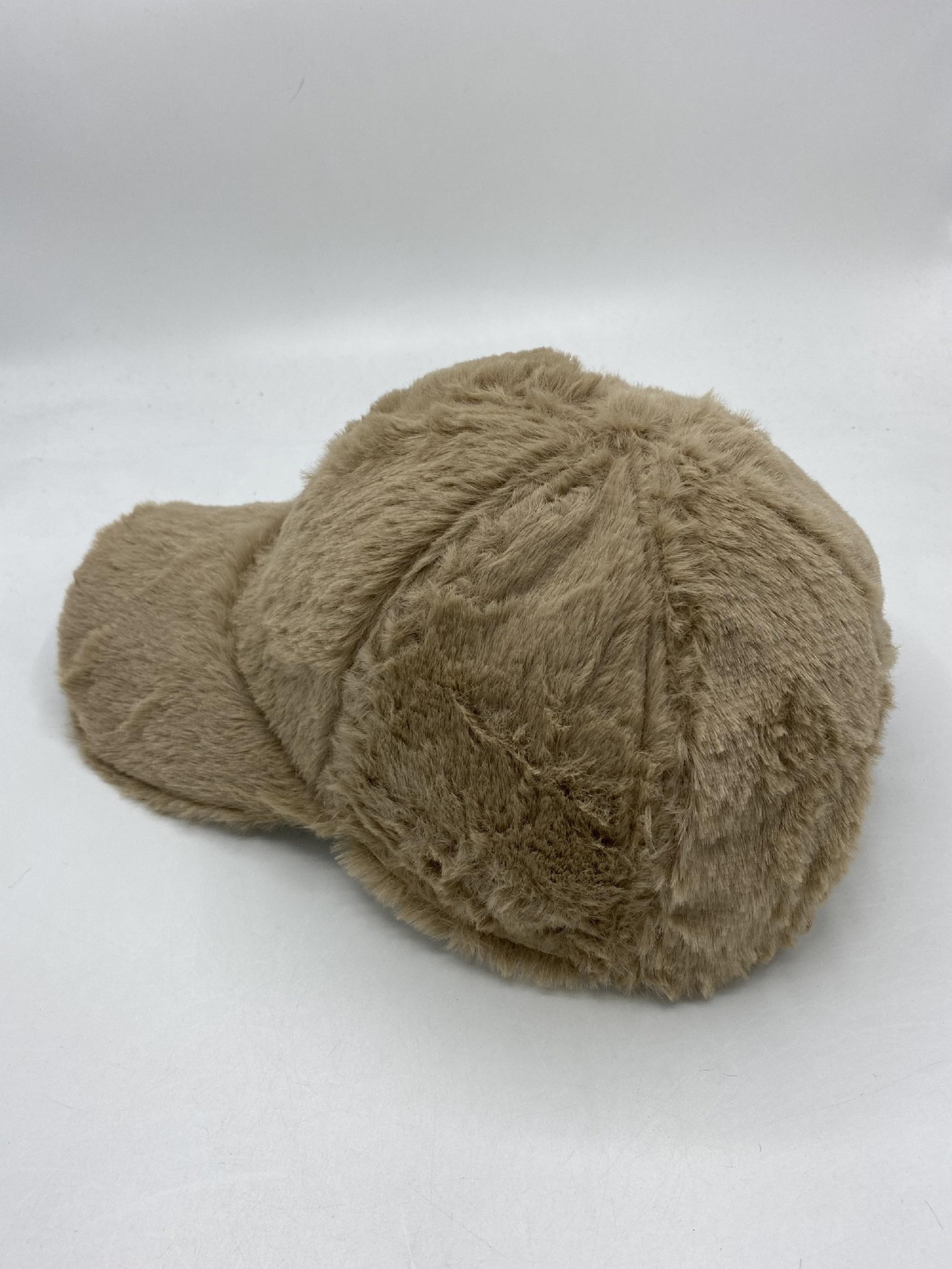 GONCA%20ŞAPKA%20LÜKS%20PELUŞ%20BASEBALL%20ŞAPKA